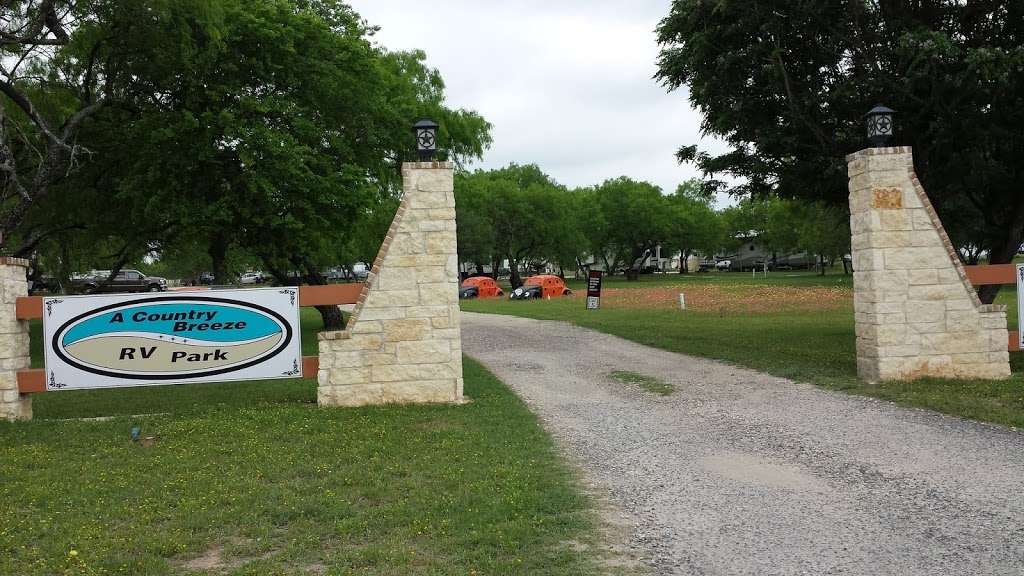 A Country Breeze RV Park | 19575 Benton City Rd, Somerset, TX 78069, USA | Phone: (210) 624-2665