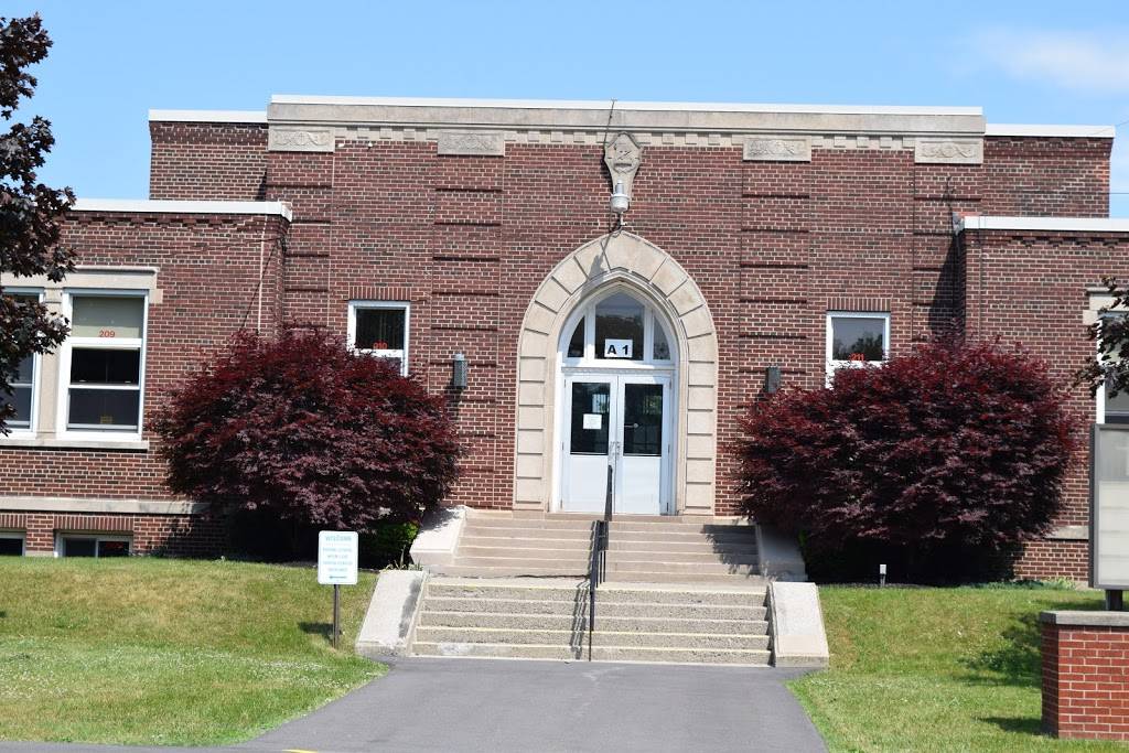 St. Mary School | 6919 Transit Rd, East Amherst, NY 14051, USA | Phone: (716) 689-8424