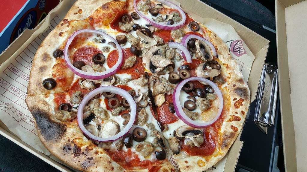 MOD Pizza | 8985 Venice Blvd k, Los Angeles, CA 90034, USA | Phone: (424) 345-9282