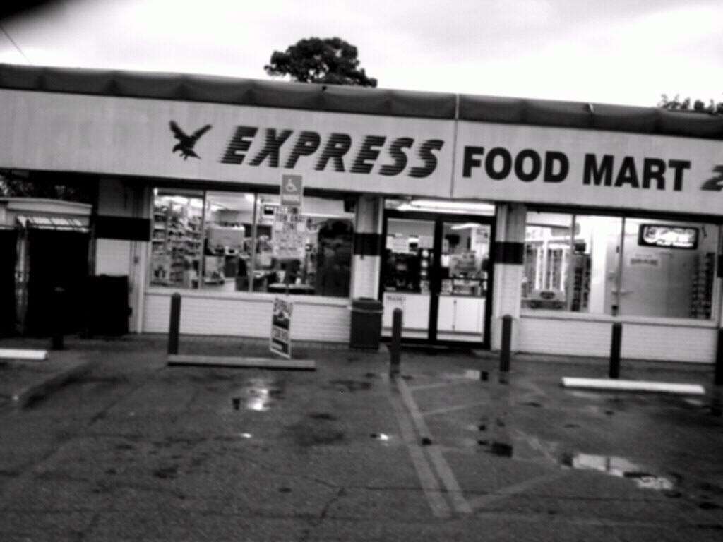 Express Food Mart | 2104 Colonial Ave, Lakeland, FL 33801, USA | Phone: (863) 669-0092