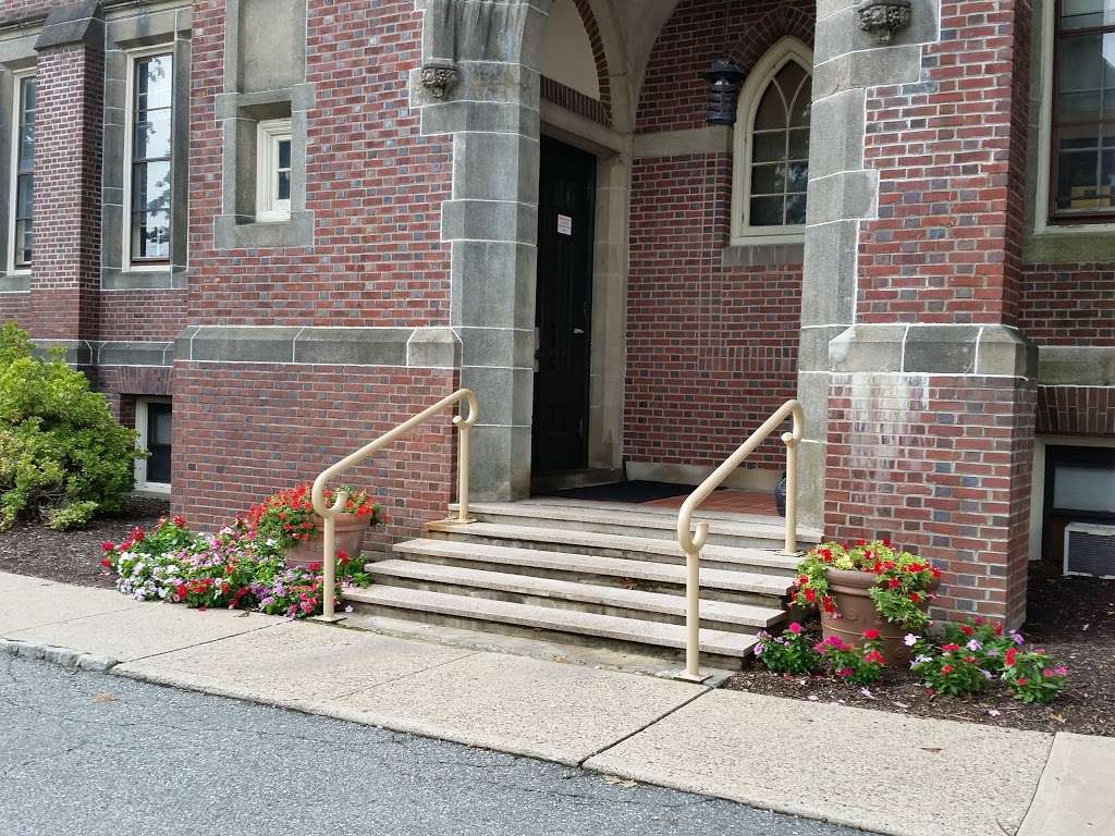 College of Saint Elizabeth | 2 Convent Rd, Morristown, NJ 07960, USA | Phone: (973) 290-4000
