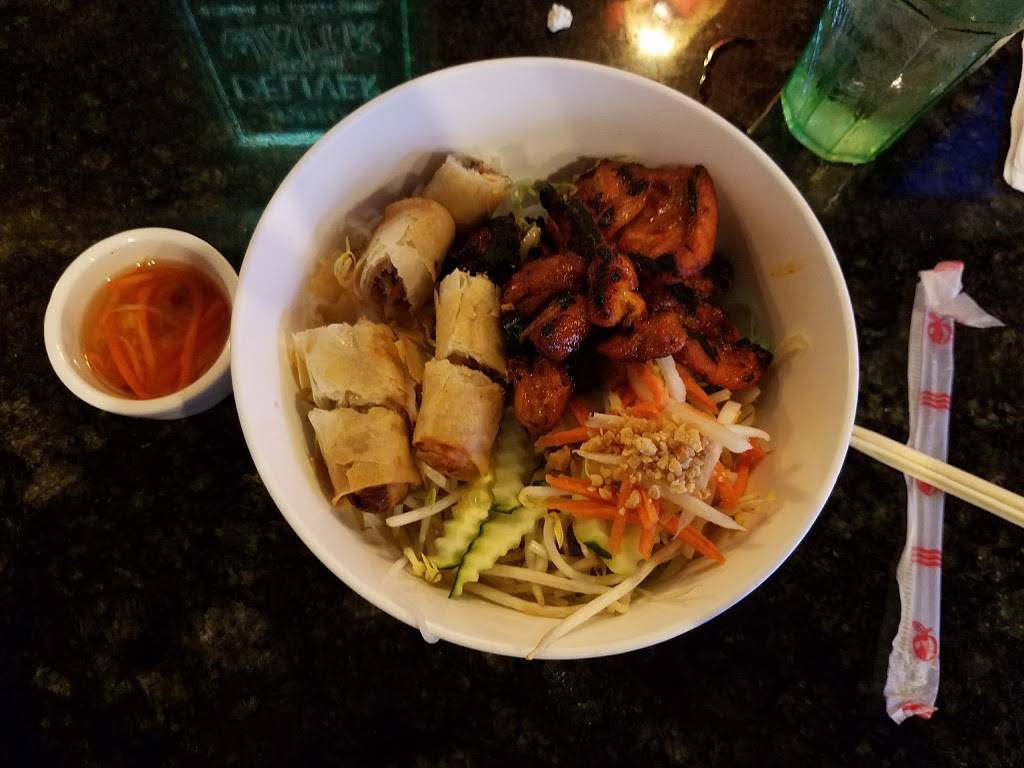 Saigon Noodles | 1295 N Sherwood Forest Dr B, Baton Rouge, LA 70815, USA | Phone: (225) 663-6375