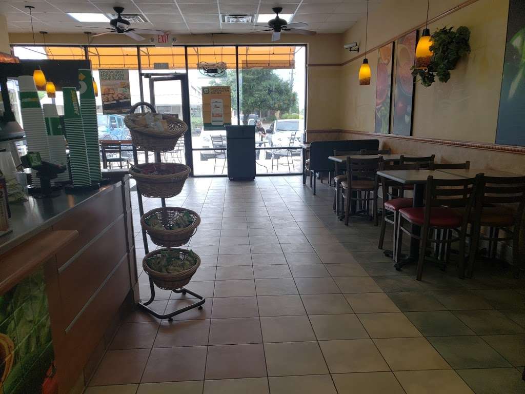 Subway Restaurants | 8508 FM 359 S Box 4, Town Center, Fulshear, TX 77441, USA | Phone: (281) 533-9640