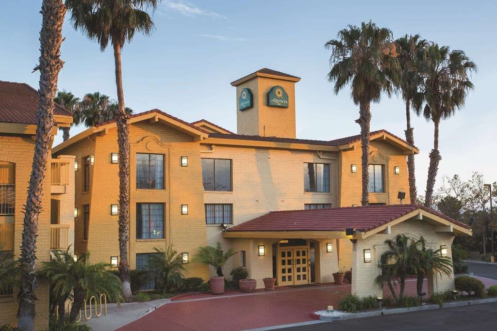 La Quinta Inn by Wyndham Ventura | 5818 Valentine Rd, Ventura, CA 93003, USA | Phone: (805) 658-6200