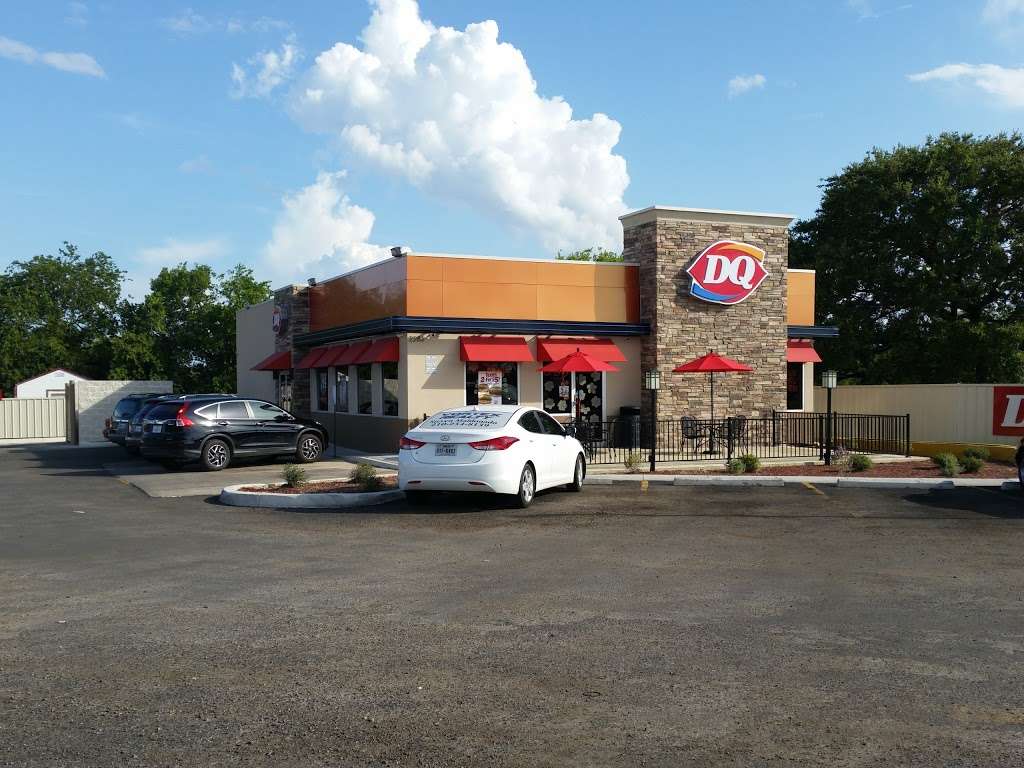 Dairy Queen Store | 2282 SE Military Dr, San Antonio, TX 78223, USA | Phone: (210) 532-3236