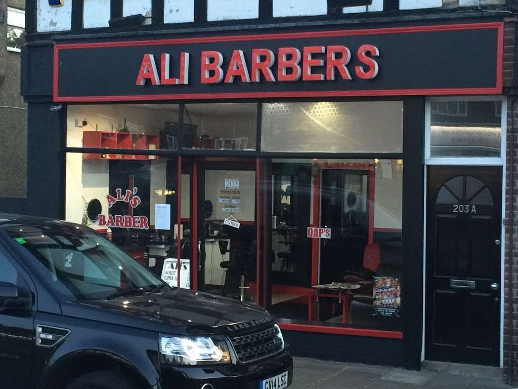 Ali Barbers | 203 Kingston Rd, Epsom KT19 0AB, UK | Phone: 07427 637333