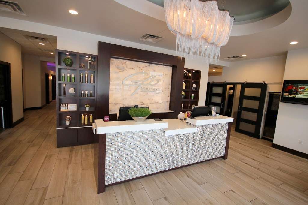 Glo Sun Spa - Houston | 3273 Southwest Fwy, Houston, TX 77027, USA | Phone: (713) 662-9200