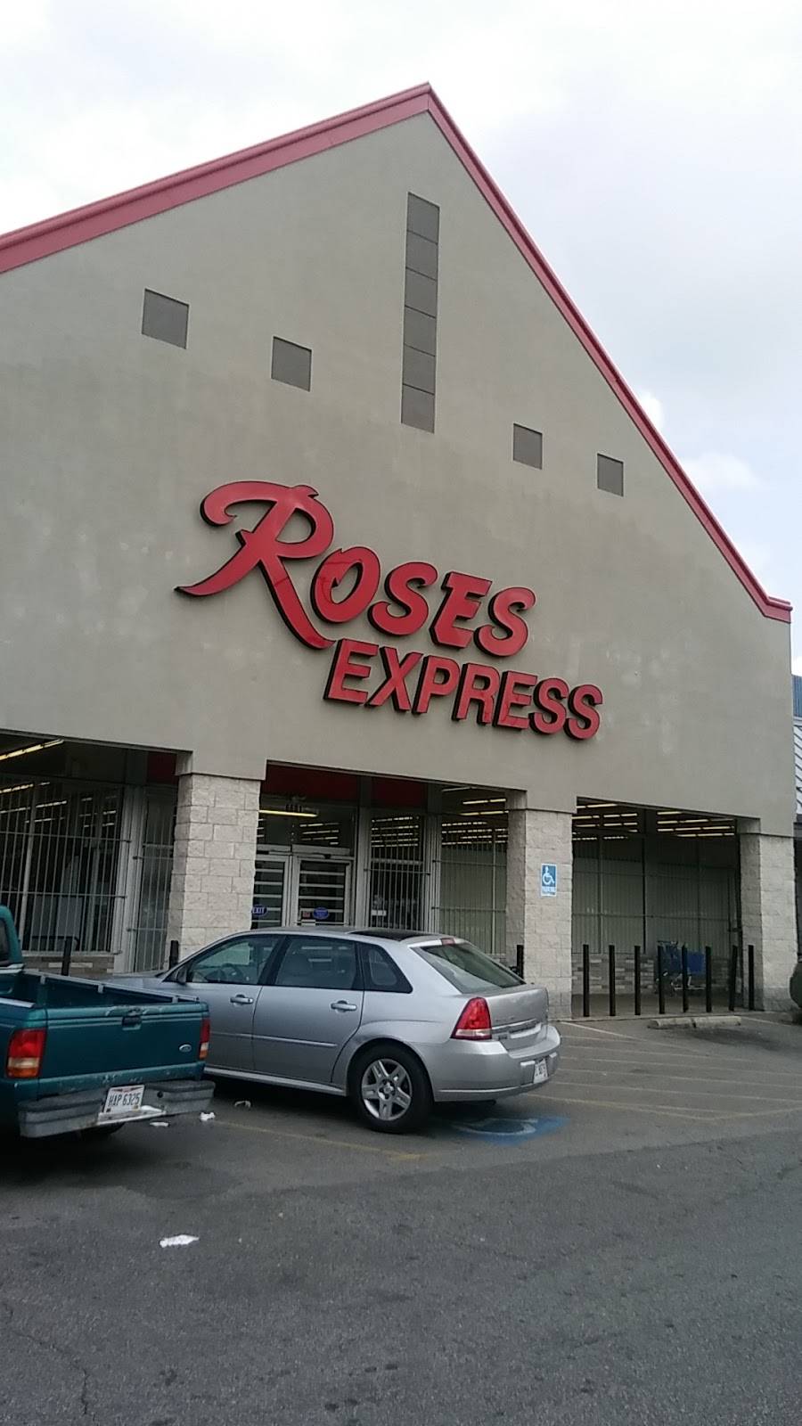 Roses Express | 6601 Harvard Ave, Cleveland, OH 44105, USA | Phone: (216) 441-4198