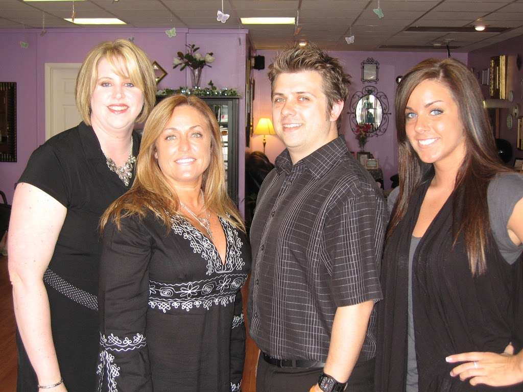 True Colors Hair Salon | 707 Sandosky Rd, Sykesville, MD 21784, USA | Phone: (410) 795-3386