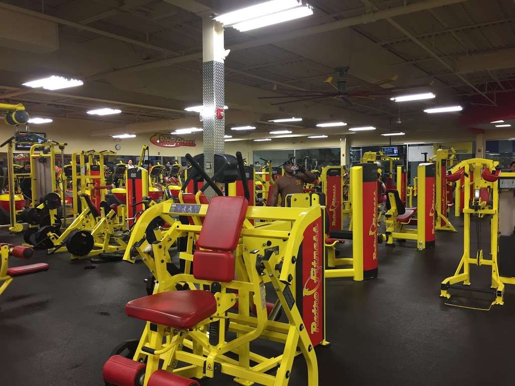 Retro Fitness 701 Nj-440 Jersey City Nj 07304 Usa