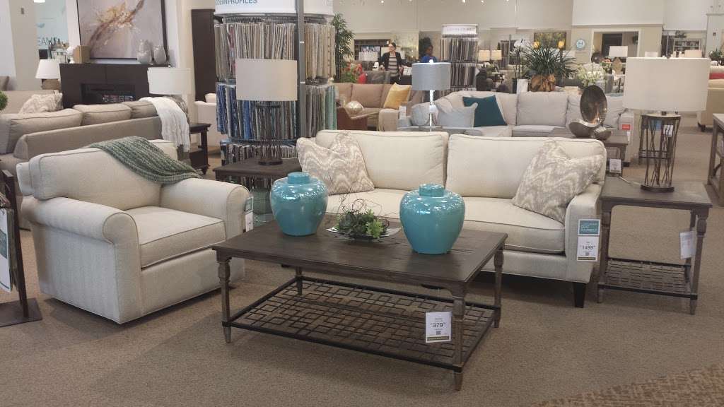 Havertys Furniture | 4510 Mitchellville Rd, Bowie, MD 20716, USA | Phone: (301) 464-5415