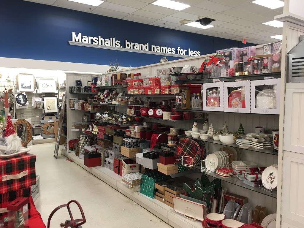 Marshalls | 256 East Sunrise Highway, Freeport, NY 11520, USA | Phone: (516) 623-3687