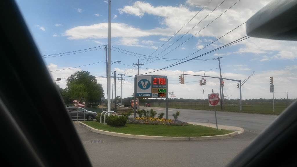 Valero Gas | 1200 Wellwood Ave, West Babylon, NY 11704, USA | Phone: (631) 396-0799