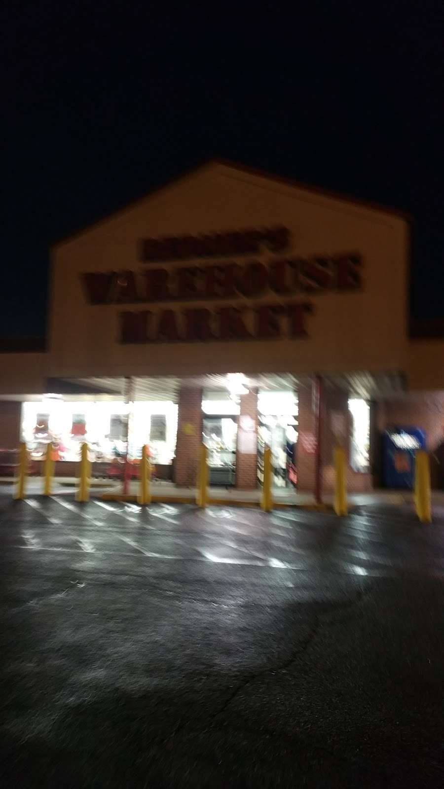Redners Warehouse Markets | 2975 US-22, Fredericksburg, PA 17026, USA | Phone: (717) 865-6500