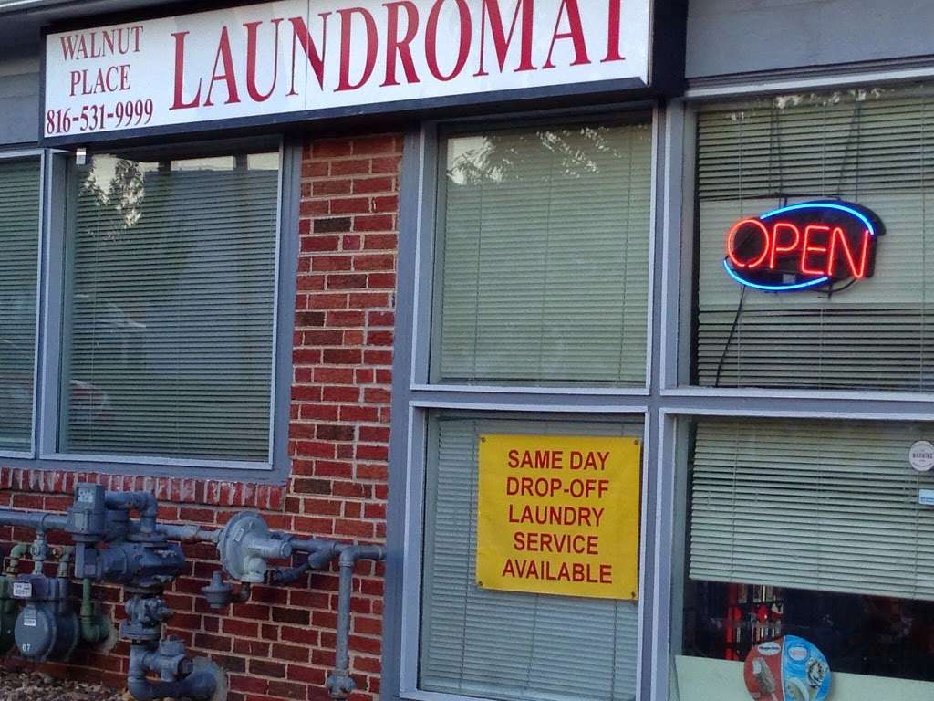 Walnut Place Laundromat | 4241 Walnut St, Kansas City, MO 64111 | Phone: (816) 531-9999