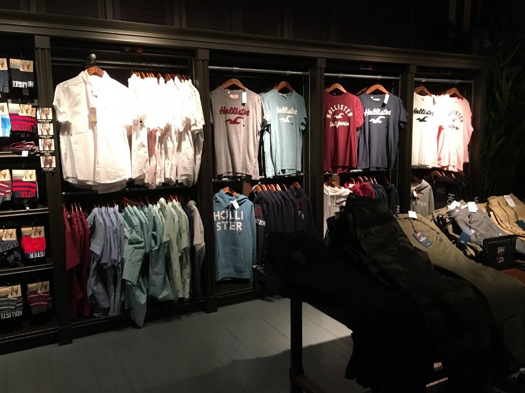 Hollister Co. | 3200 S Las Vegas Blvd #2140, Las Vegas, NV 89109, USA | Phone: (702) 696-0480