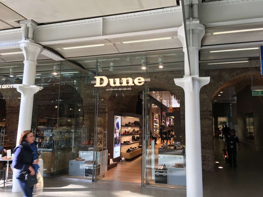 Dune | Unit 5A St Pancras International Station, Kings Cross, London N1C 4QL, UK | Phone: 020 7833 8962