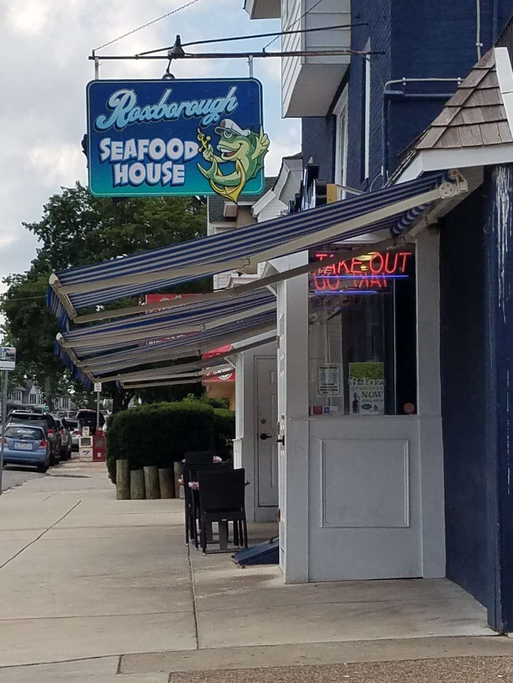Roxborough Seafood House | 601 Jamestown Ave, Philadelphia, PA 19128, USA | Phone: (267) 437-2524
