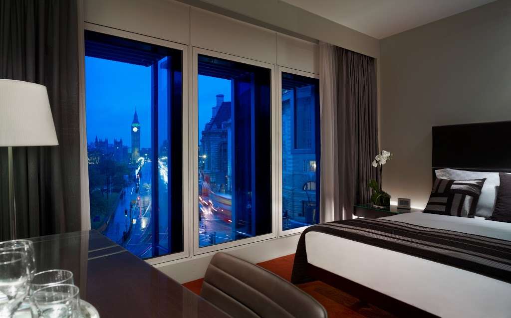 Park Plaza Westminster Bridge London | 200 Westminster Bridge Rd, South Bank, London SE1 7UT, UK | Phone: 0333 400 6112