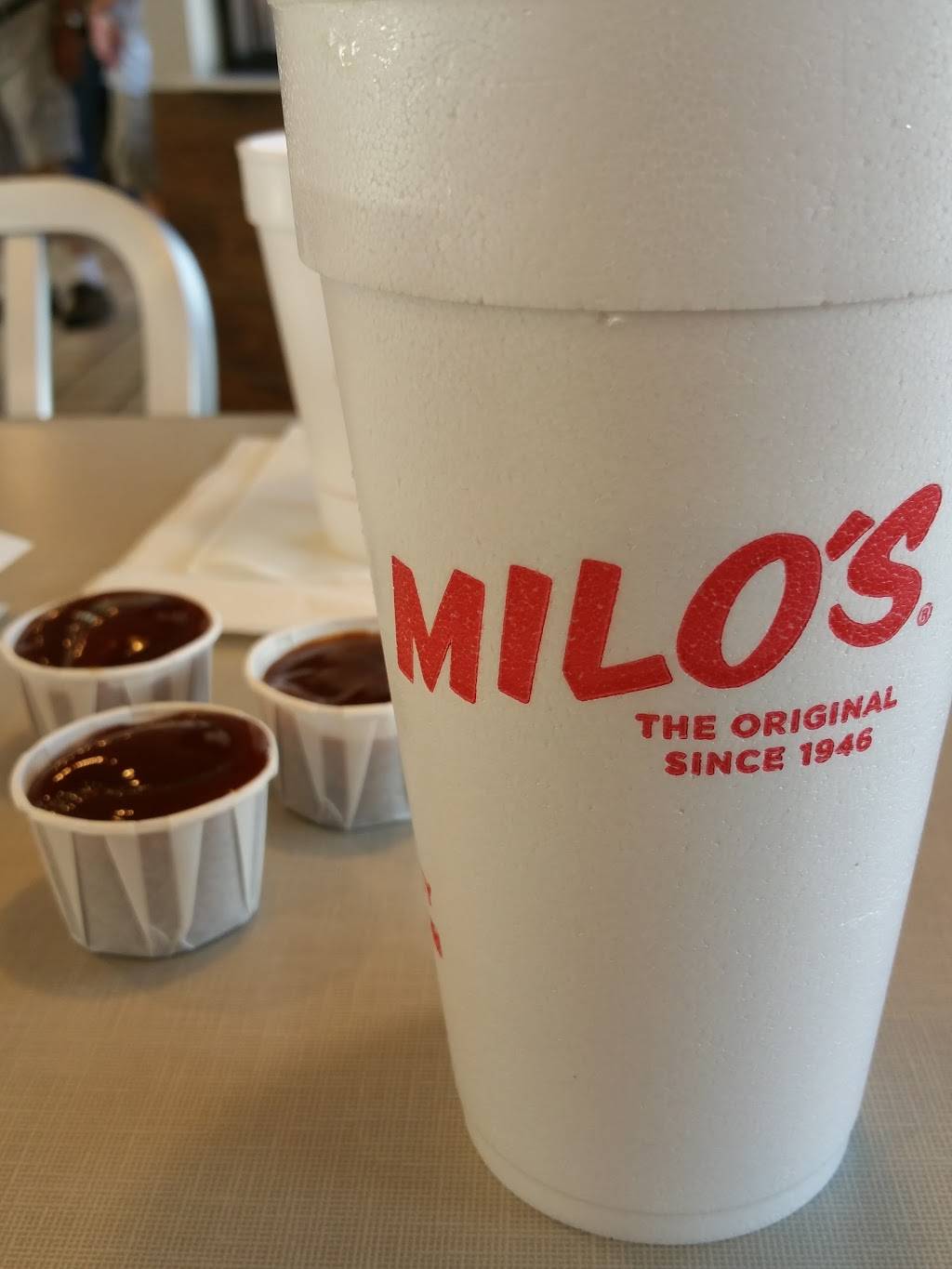 Milos Hamburgers | 604 Fieldstown Rd, Gardendale, AL 35071, USA | Phone: (205) 608-0050