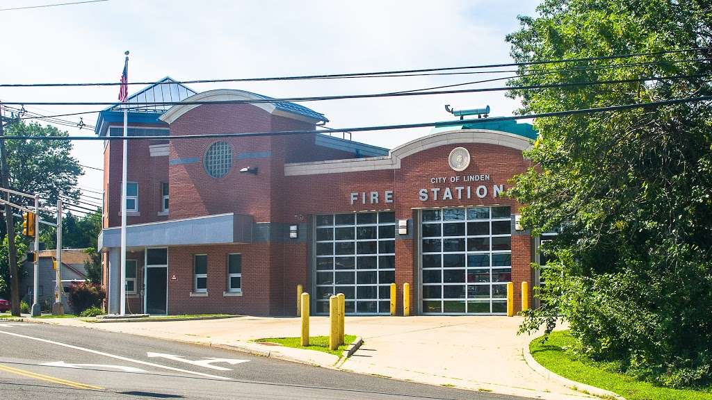 Linden Nj Police & Firemen Fcu | 300 W St Georges Ave, Linden, NJ 07036, USA | Phone: (908) 486-7249