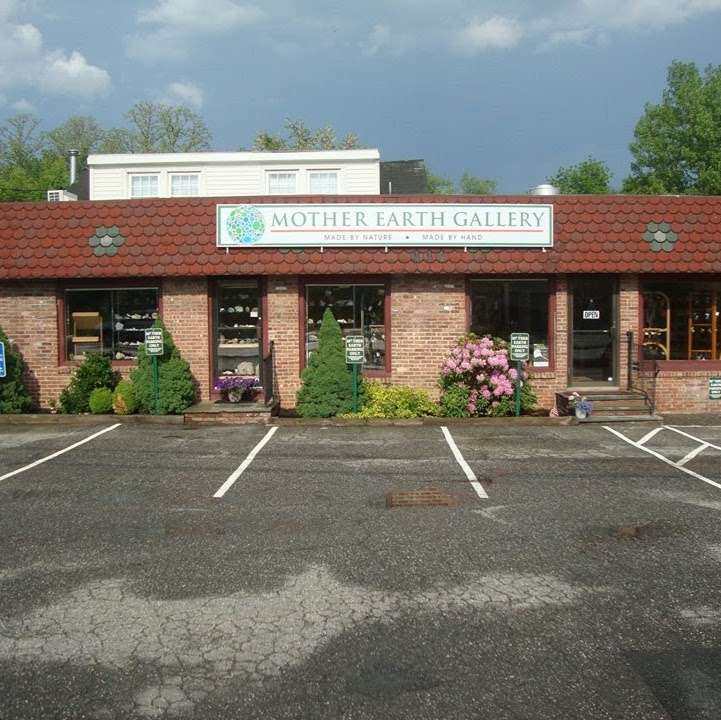 Mother Earth Gallery | 449 Danbury Rd, New Milford, CT 06776 | Phone: (203) 775-6272