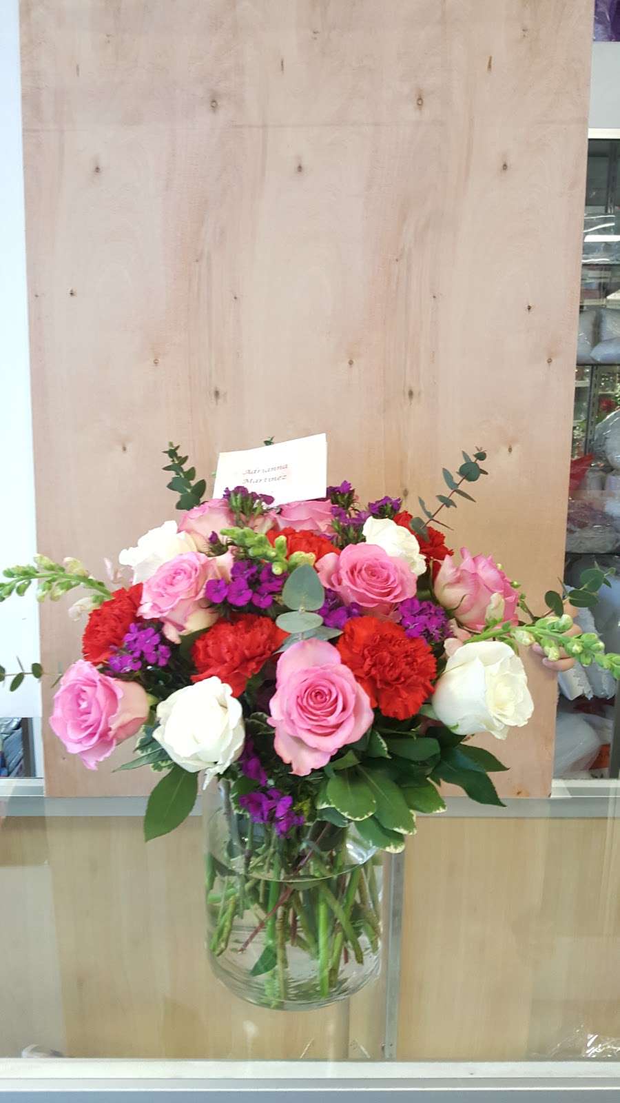 Jessicas Bridal and Flowers | 3410 Hamilton St, Hyattsville, MD 20782, USA | Phone: (301) 985-1298