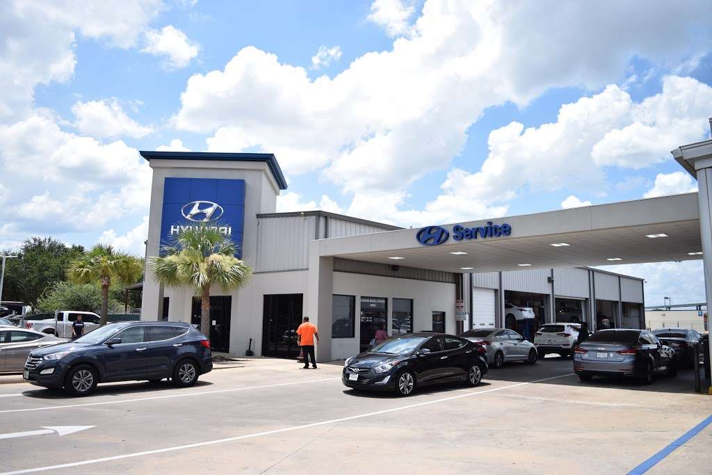 Sterling McCall Hyundai | 10505 Southwest Fwy, Houston, TX 77074, USA | Phone: (713) 981-4400