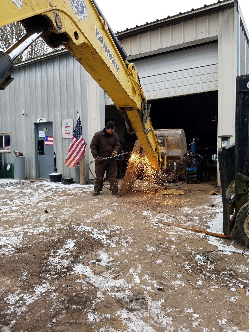 Belvoir Automotive Salvage LLC | 11354 Sperryville Pike, Culpeper, VA 22701, USA | Phone: (703) 819-8343