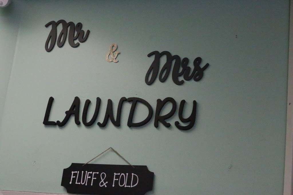 Mr & Mrs Laundry | 9838 National Blvd, Los Angeles, CA 90034, USA | Phone: (424) 603-4884