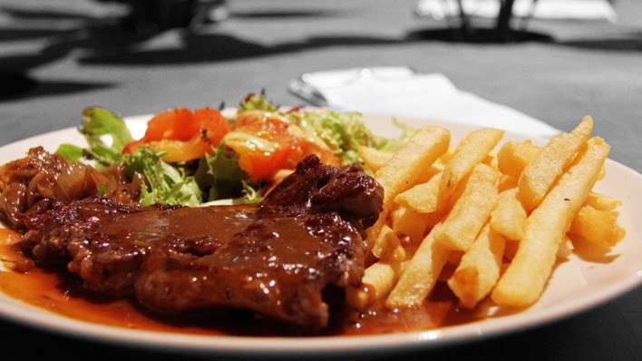 Dinos Restaurant | 2080 Niles Ave #400, St Joseph, MI 49085, USA | Phone: (269) 982-0229