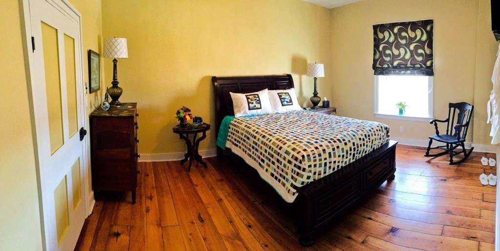 Elmwood Farm Bed and Breakfast | 16311 Kendle Rd, Williamsport, MD 21795 | Phone: (240) 707-0772