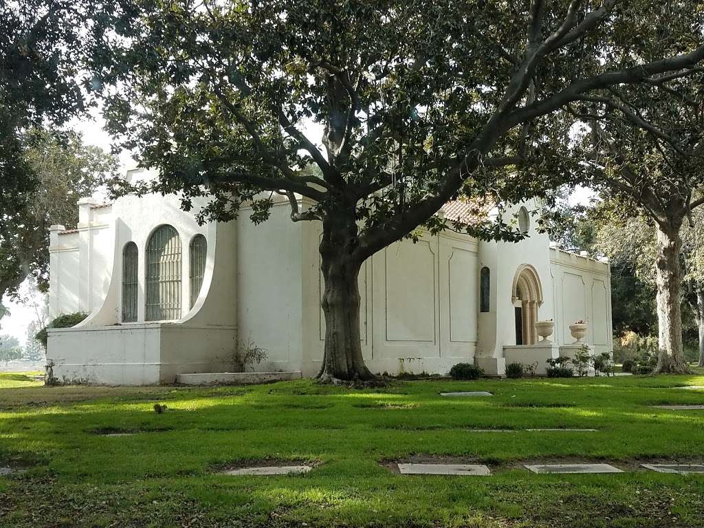 Pomona Cemetery | 502 E Franklin Ave, Pomona, CA 91766, USA | Phone: (909) 622-2029