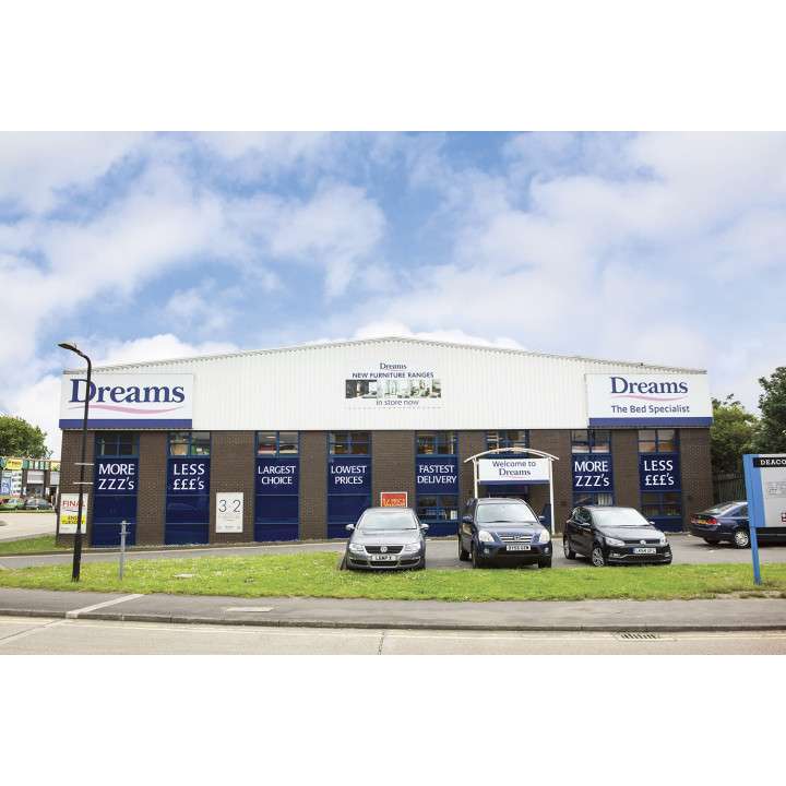 Dreams Chingford | Deacon Industrial Estate, Cabinet Way, London E4 8QF, UK | Phone: 020 8531 1666