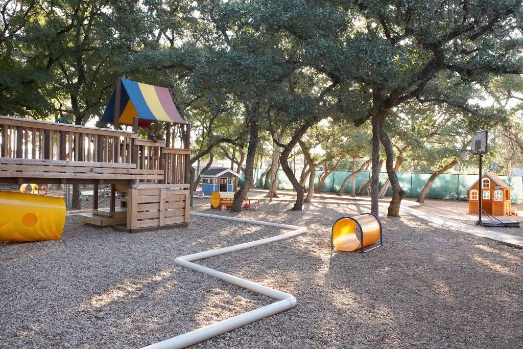 Sunshine Montessori Academy Helotes | 16148 Bandera Rd, Helotes, TX 78023 | Phone: (210) 888-7933