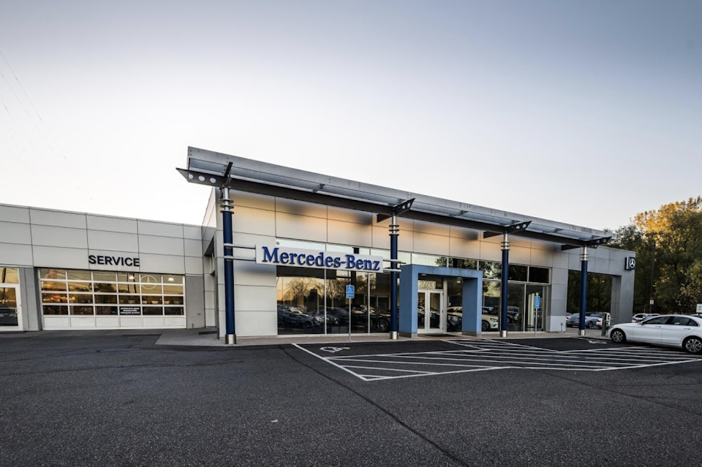 Mercedes-Benz Parts Store | 2780 Maplewood Dr, Maplewood, MN 55109, USA | Phone: (651) 321-5167