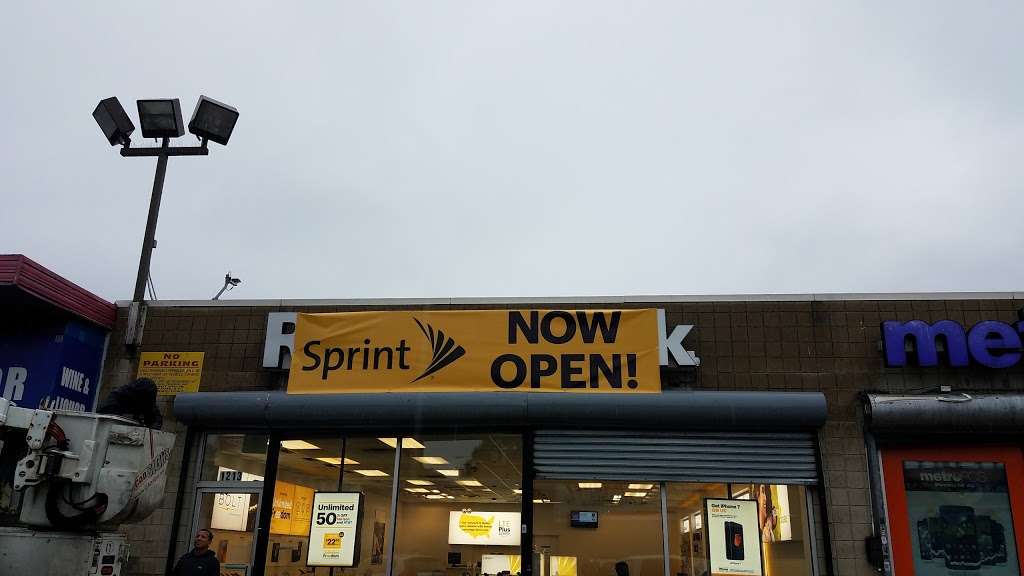 Sprint Store | 1213 E 233rd St, Bronx, NY 10466, USA | Phone: (347) 380-9370