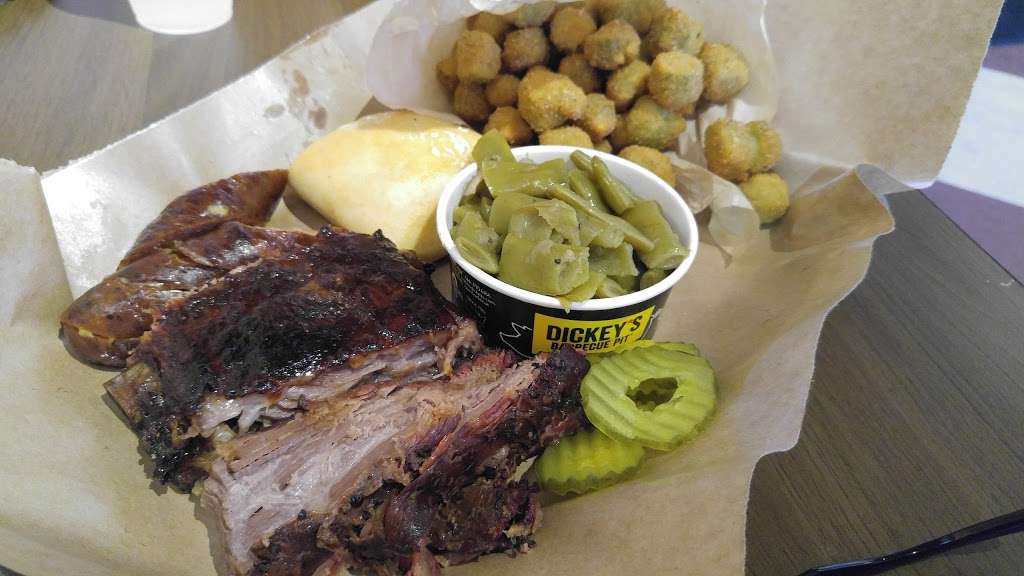 Dickeys Barbecue Pit | 1941 W Malvern Ave, Fullerton, CA 92833 | Phone: (714) 451-4620