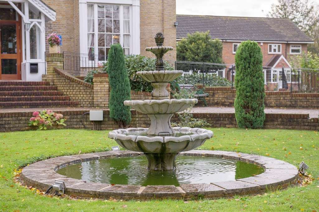 Wilmington Manor Care Home - Bupa | Common Ln, Dartford DA2 7BA, UK | Phone: 01322 288746