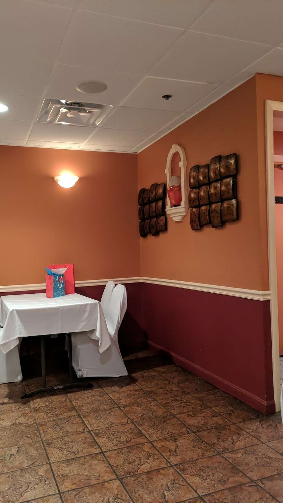 Assorti Restaurant | 384 S Main St, Sharon, MA 02067, USA | Phone: (781) 793-0042