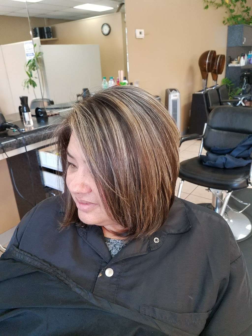 Great Cuts & Color | 16331 Lakeshore Dr, Lake Elsinore, CA 92530 | Phone: (951) 471-5086