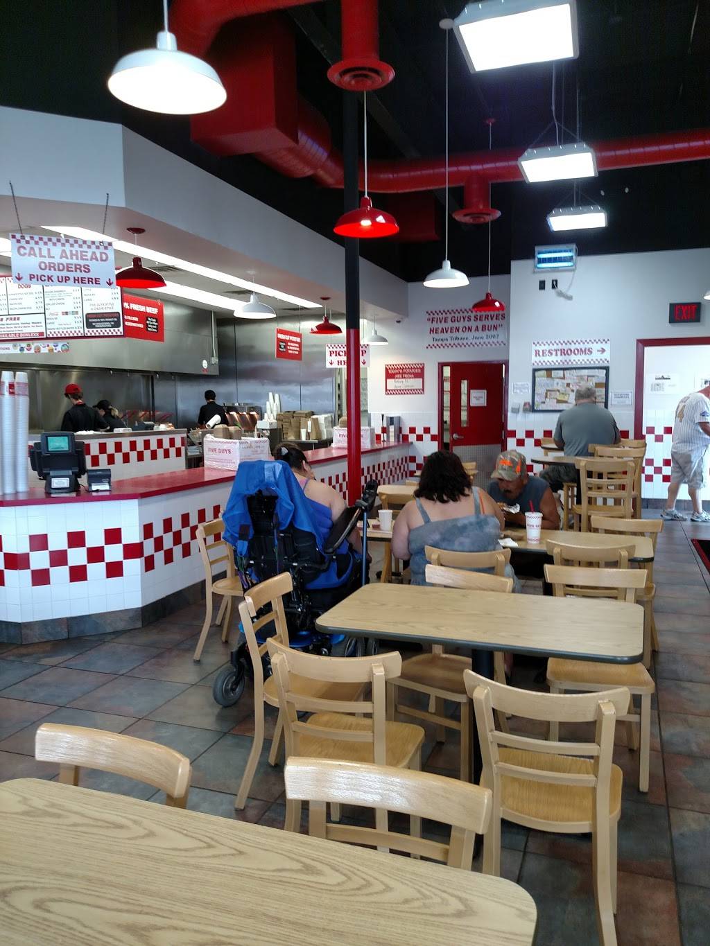 Five Guys | 4410 19th St Suite 100, Lubbock, TX 79407 | Phone: (806) 368-3490