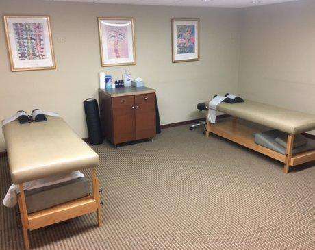 Greenwood Chiropractic Wellness Center | 337 75th St, Willowbrook, IL 60527, USA | Phone: (630) 296-7038