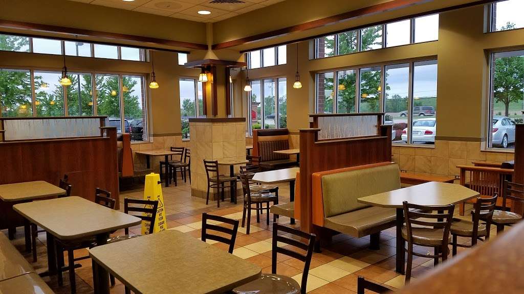 McDonalds | 778 S Weber Rd, Romeoville, IL 60446, USA | Phone: (815) 267-7826