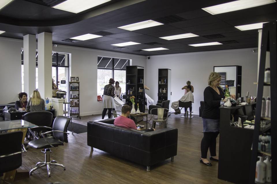 Brodava Salon | 742 W Boundary St, Perrysburg, OH 43551, USA | Phone: (419) 873-6500