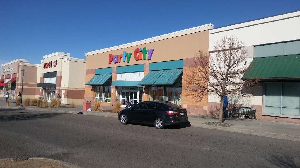 Party City | 7757 E 36th Ave, Denver, CO 80238, USA | Phone: (303) 333-4424