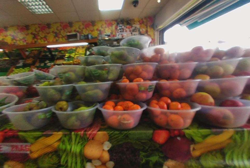 Green Fresh Fruit & Veg Romford | Tudor Parade, 9 High Rd, Dagenham, Romford RM6 6PS, UK | Phone: 01708 875384