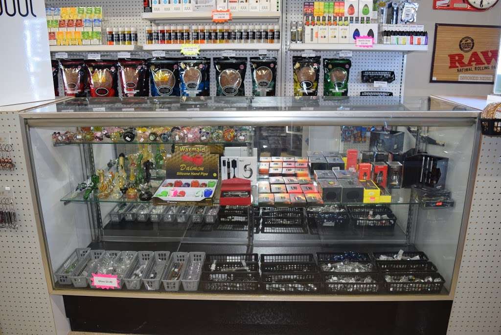 AZ Elite Smoke Shop, LLC, 2706 E Bell Rd, Phoenix, AZ 85032, USA