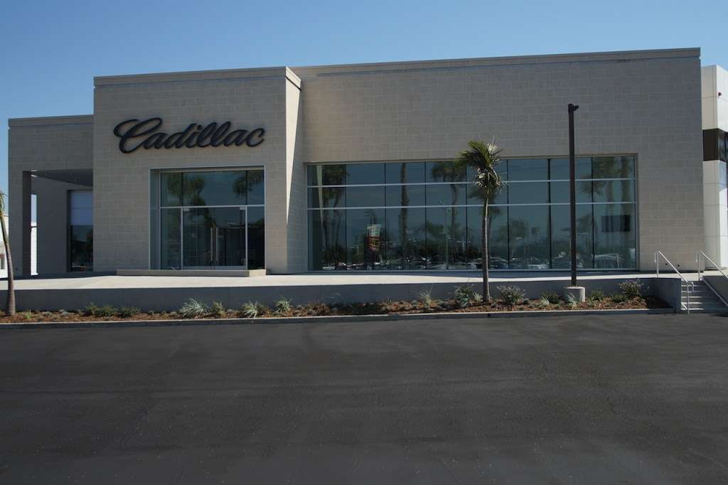 Alexander Collision Center | 1600 Auto Center Dr, Oxnard, CA 93036, USA | Phone: (805) 981-8818