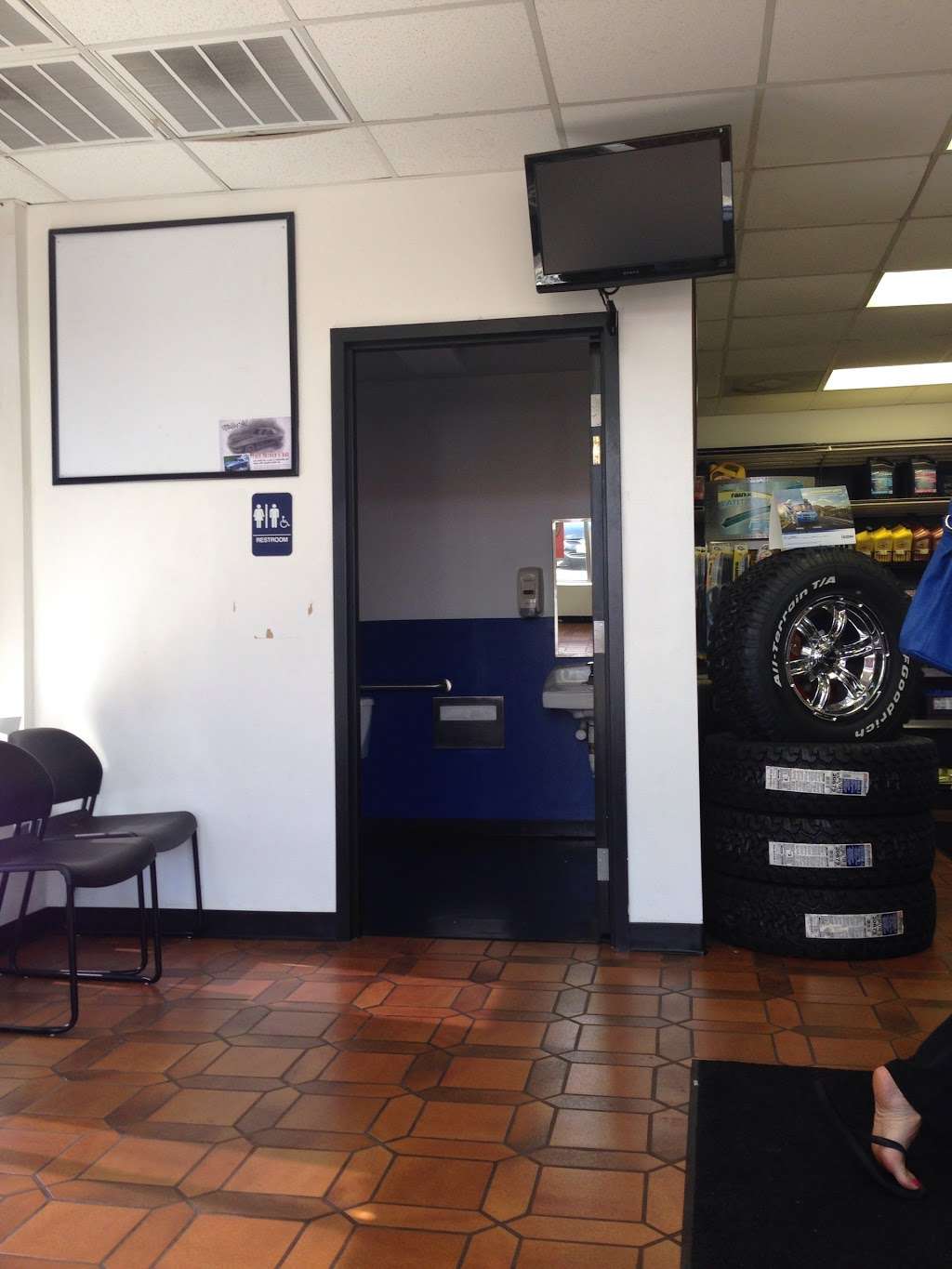 Pep Boys Auto Service & Tire | 274 Brick Blvd, Brick, NJ 08723, USA | Phone: (732) 262-5293